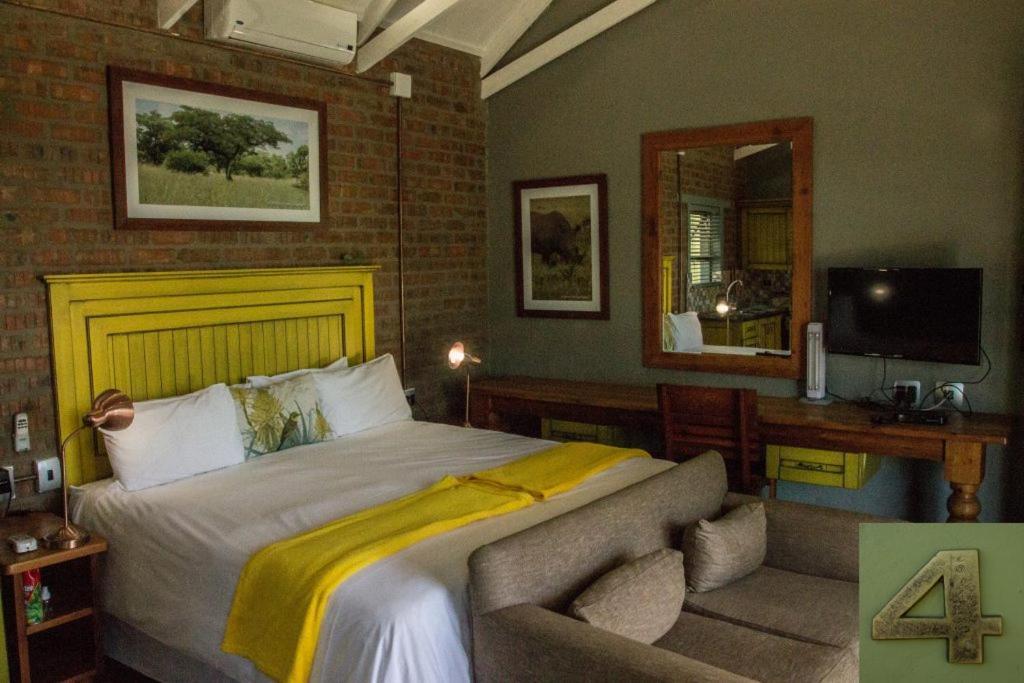 Chameleon Bush Lodge Hammanskraal Eksteriør billede